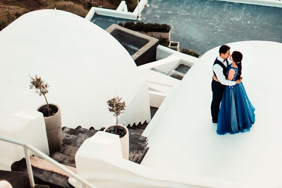 Jurufoto perkahwinan Artem Gorodeckiy (santoriniwedding). Foto pada 15 April 2019