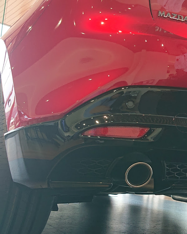 CX-3のMazda3・マツダ3・バーガンディ・アクセラ・axelaに関するカスタム事例の投稿画像5枚目