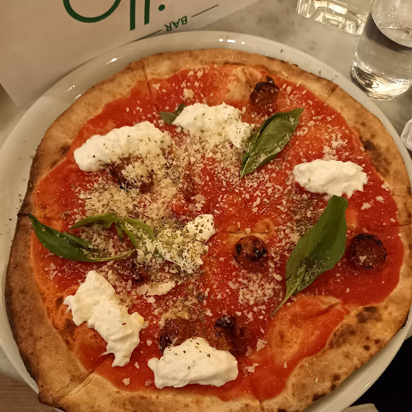 Gluten-Free Pizza at Taverna Brillo