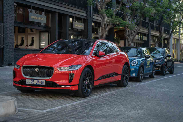 The Jaguar I-Pace achieved the most impressive distance on the day, circling the Gerotek High Speed Oval in Gauteng for a total of 277km and 311m at a true average speed of 119.9 km/h.