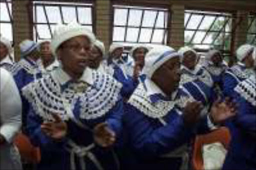 CONCERNED: Evangelical Lutheran Church in Southern Africa ( ELCSA N-T) members who attended a four-day synod at the church headquarters in Bonaero Park. Pic. Pat Seboko. 23/10/05. © Sowetan.