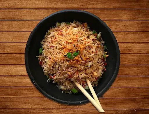 Burnt Garlic Fried Rice (Non Veg)