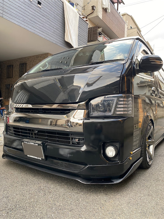 ハイエースのCRS横浜店・ESSEX・フリッパー・仮付け・コロナウイルスに負けるなに関するカスタム事例の投稿画像1枚目