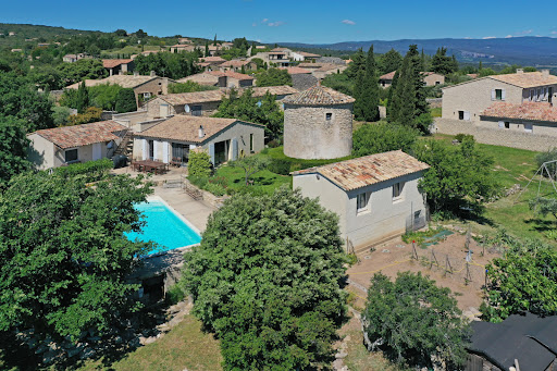 House with pool and terrace 3