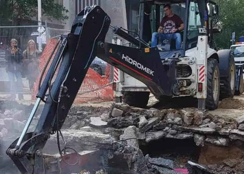 Zbog velikog kvara na cevovodu od ponoći bez vode Novi Beograd, Zemun, Batajnica i Surčin