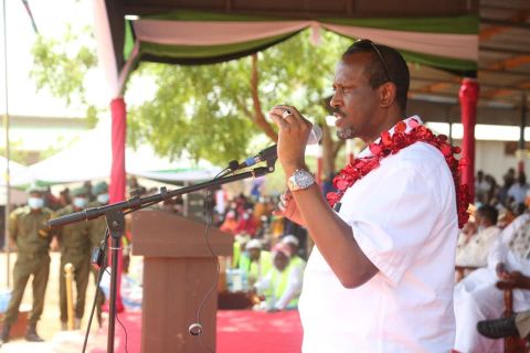 Mandera North MP retired major Bashir AbdullahI speaking in Rhamu town on Saturday.