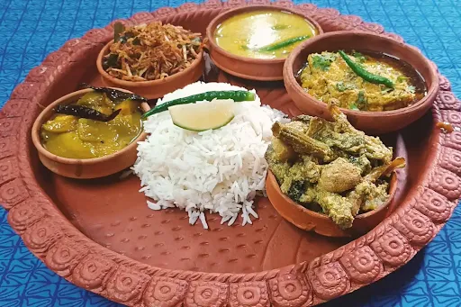 Ilish Thali