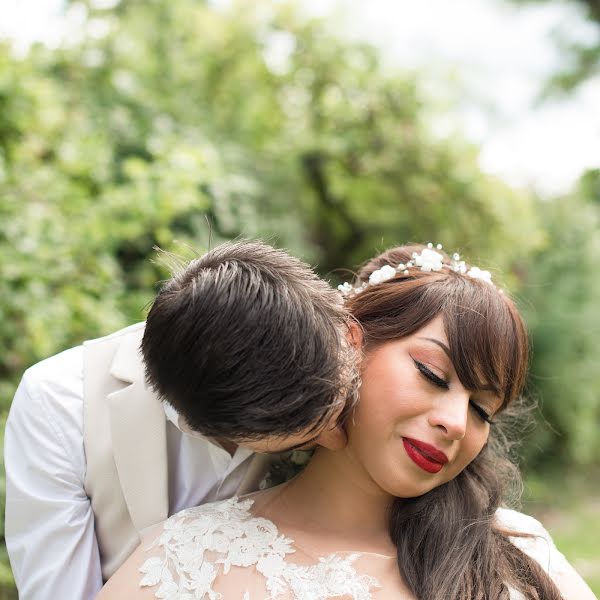 Wedding photographer Amélie Berton (amelieberton). Photo of 15 March 2019