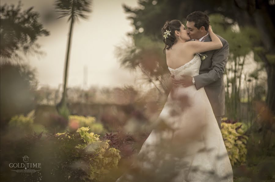 Fotografo di matrimoni Yeisson Gómez (goldtime). Foto del 5 giugno 2015