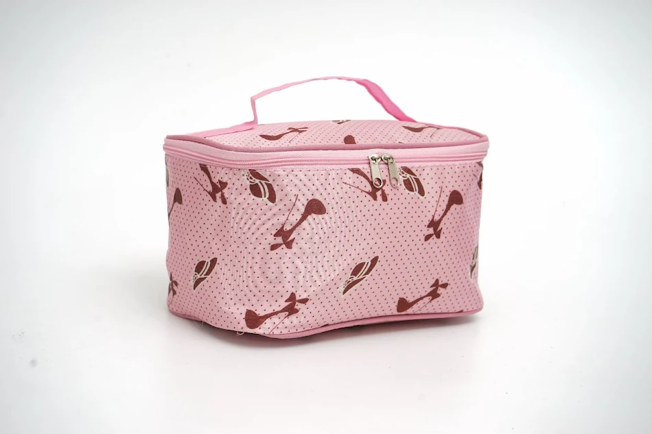 Borsa quadrata portatile per gioielli, grande capacità. Conserva e organizza i tuoi gioielli con stile. Ideale per viaggi e uso quotidiano.