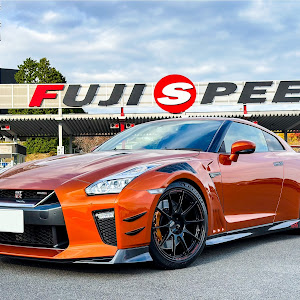 NISSAN GT-R R35