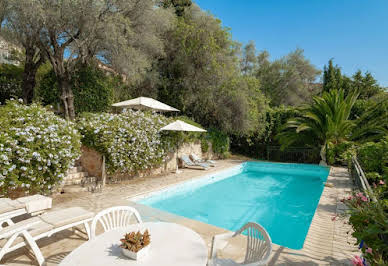 Maison avec piscine et terrasse 3