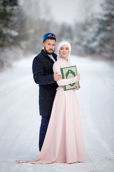 Fotografo di matrimoni Indira Galieva (indira). Foto del 19 aprile 2020