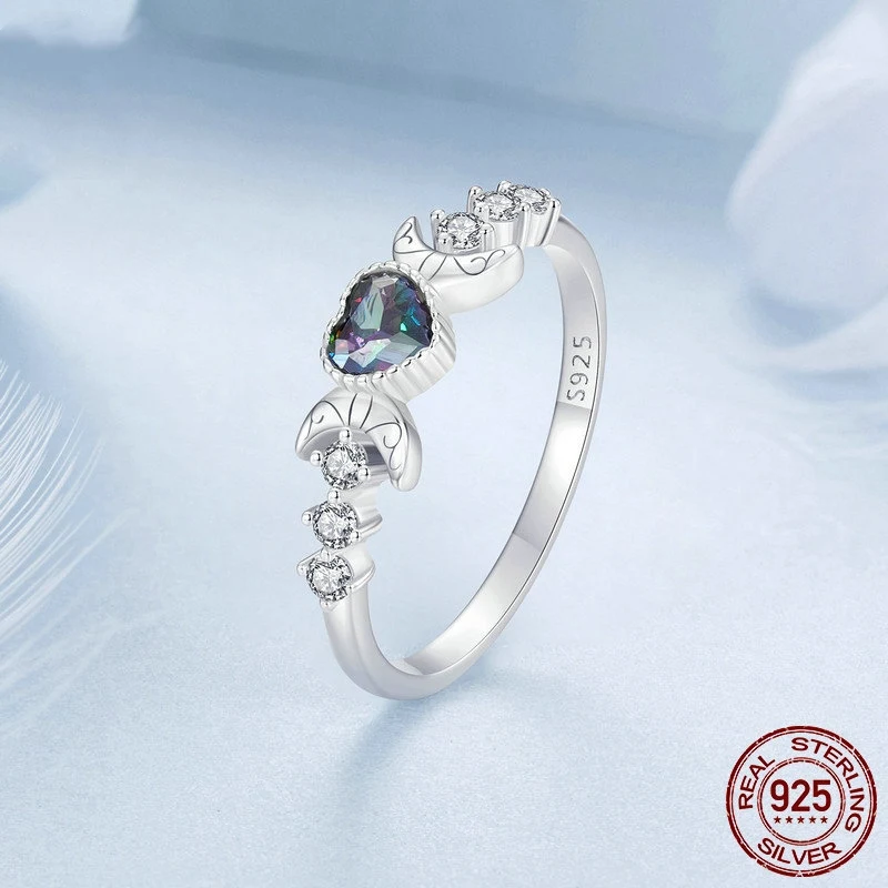 Bague lune rétro polyvalente pour femme. Un bijou qui vous séduira, idéal pour toutes les occasions et tous les styles. Commandez le vôtre !