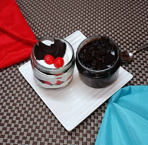 Chocolate Brownie And Black Forest Jar