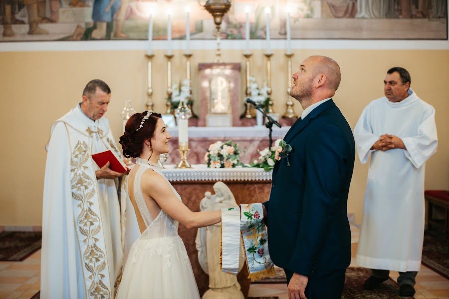 Fotógrafo de bodas Daniella Menyhárt (danahartphoto). Foto del 22 de enero 2022