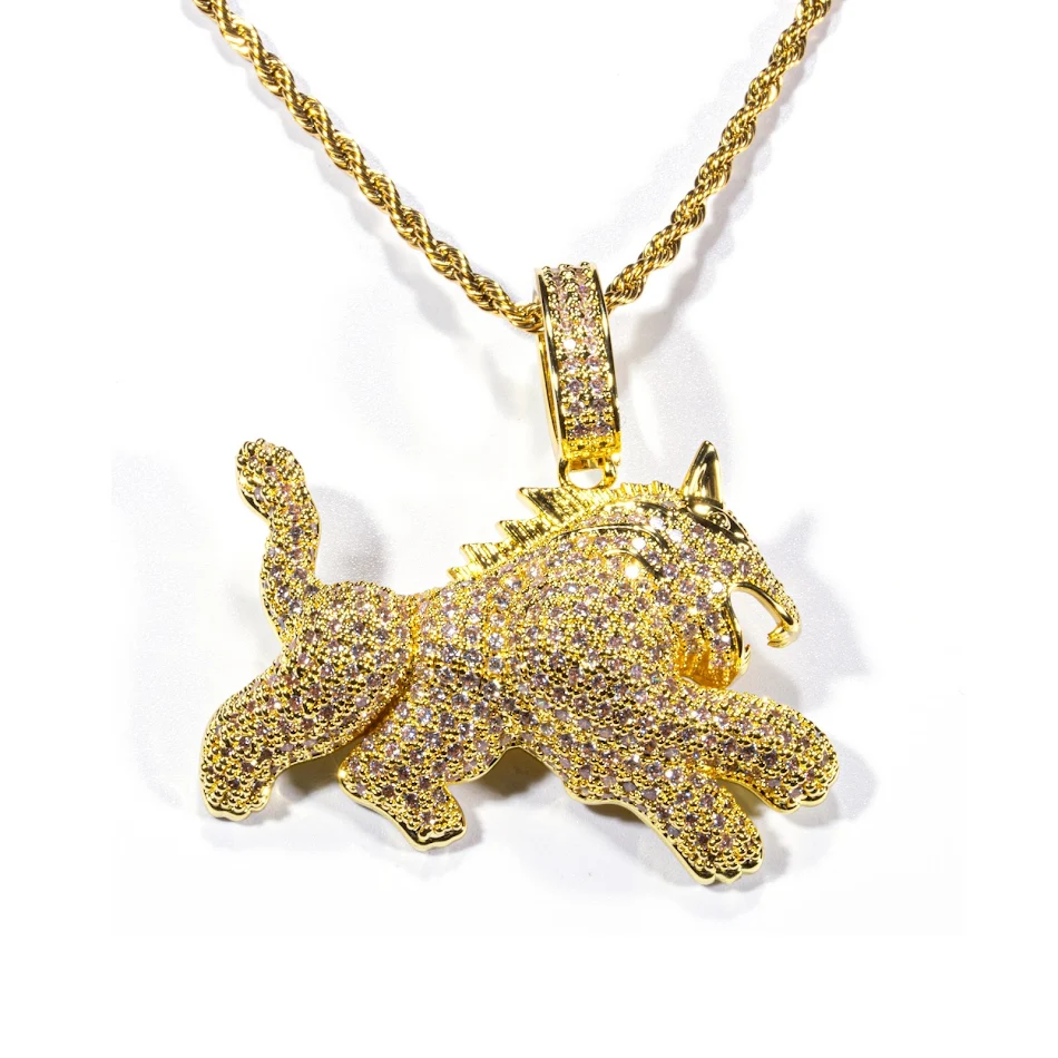 Collier Hip Hop pour homme avec pendentif léopard en zircon complet. Un bijou audacieux pour hommes, parfait pour affirmer votre style et personnalité.