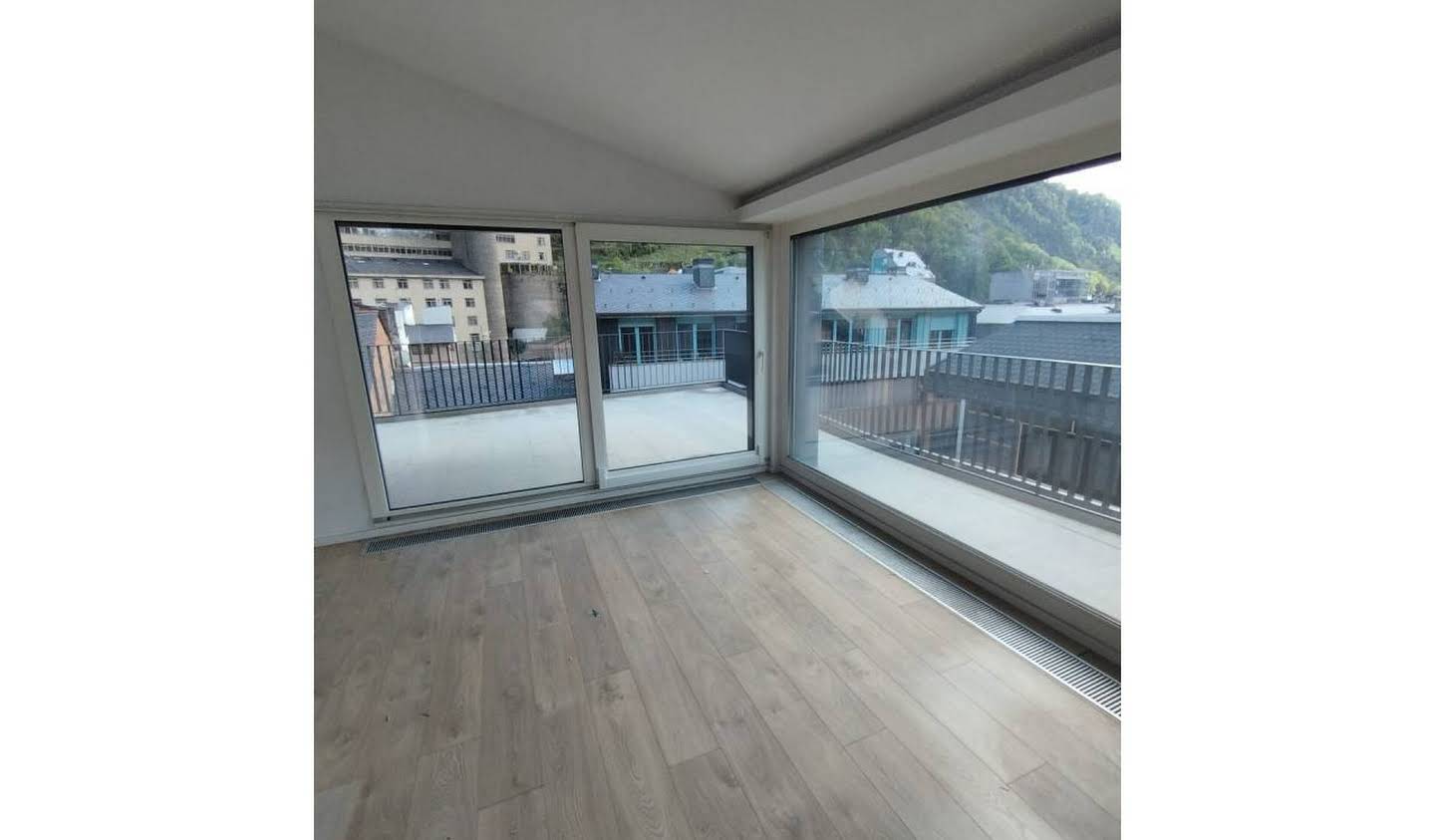 Apartment with terrace Escaldes-Engordany