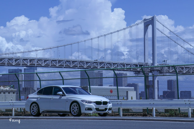 3シリーズ セダンのBMW・BBS・斜め45度の美学♣️・真夏の炎天下・花火大会に関するカスタム事例の投稿画像1枚目