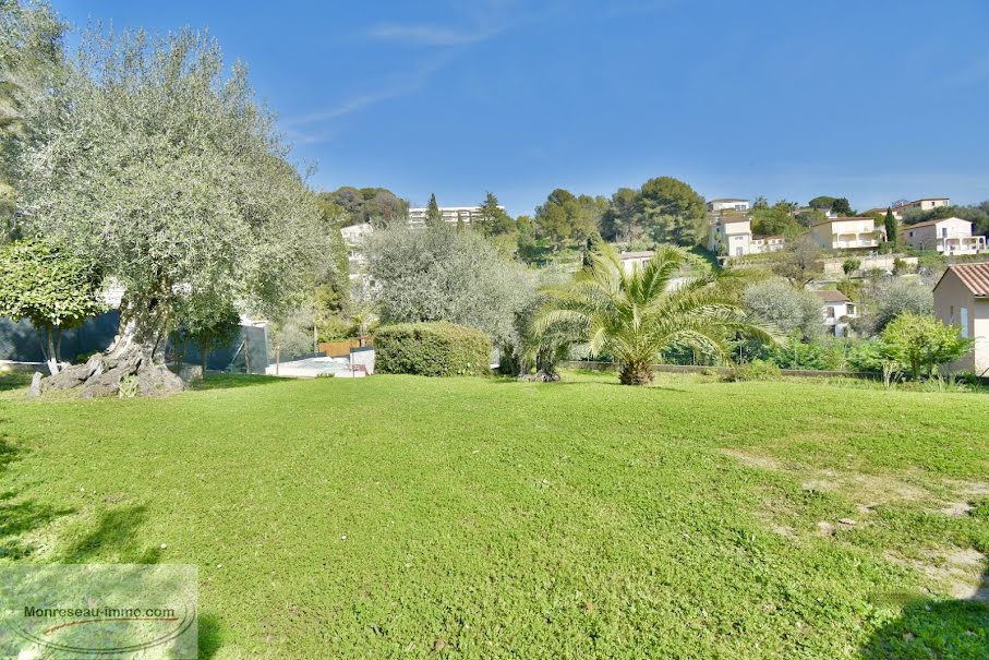 Vente terrain  1000 m² à Le Cannet (06110), 399 000 €