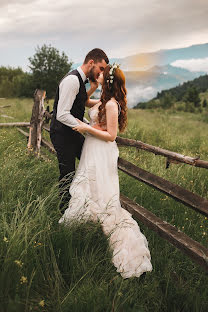 Fotógrafo de casamento Dіana Chernyuk (dianacherniuk). Foto de 6 de fevereiro 2020