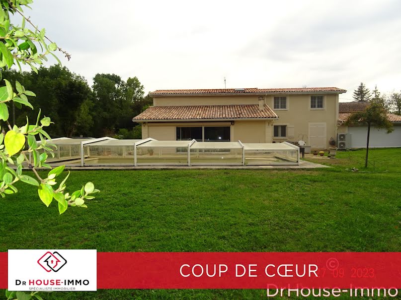 Vente maison 7 pièces 275 m² à Saint-André-de-Cubzac (33240), 499 000 €