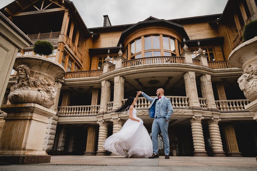 Fotografo di matrimoni Viktoriya Sklyar (sklyarstudio). Foto del 1 marzo 2021