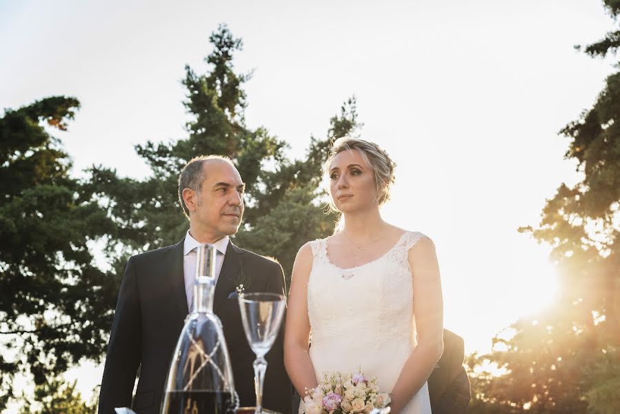 Wedding photographer Stauros Karagkiavouris (stauroskaragkia). Photo of 24 July 2017