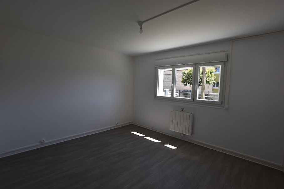 Location  appartement 2 pièces 40.12 m² à Louviers (27400), 554 €