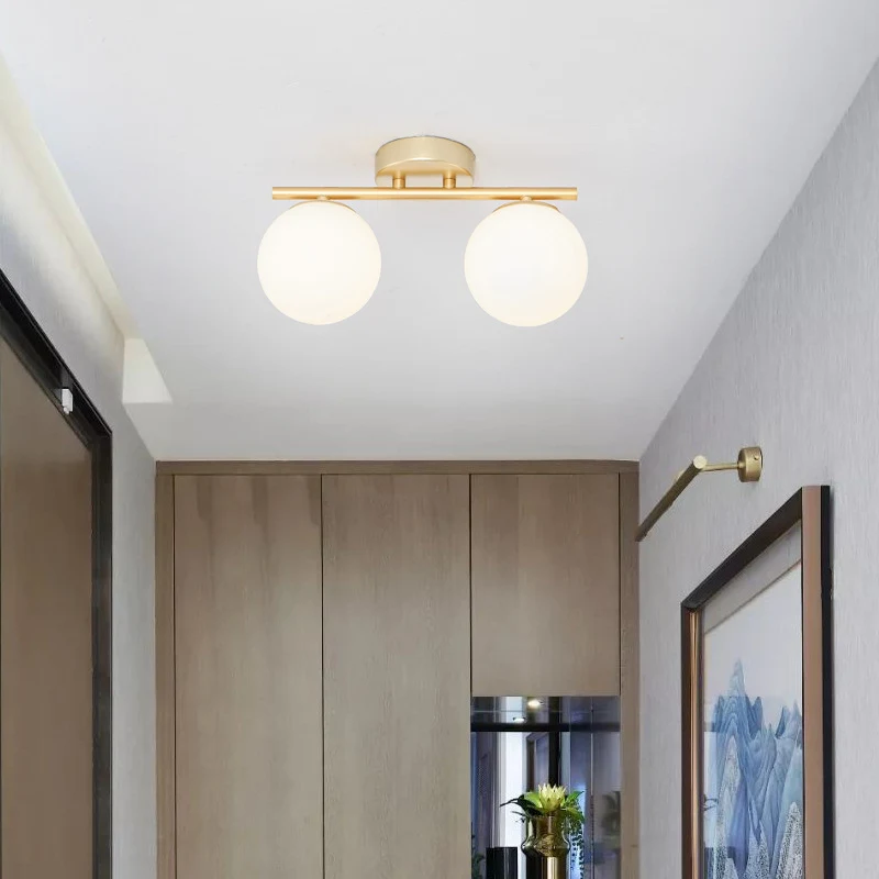 Plafondlamp voor woonkamer en slaapkamer. Verlicht je huis stijlvol. Geniet van een gezellige sfeer met deze lamp voor elke kamer.