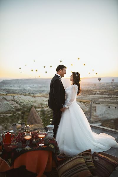 Fotógrafo de casamento Arif Akkuzu (arif). Foto de 3 de setembro 2019