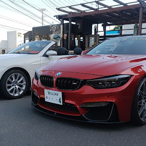 M4 クーペ F82