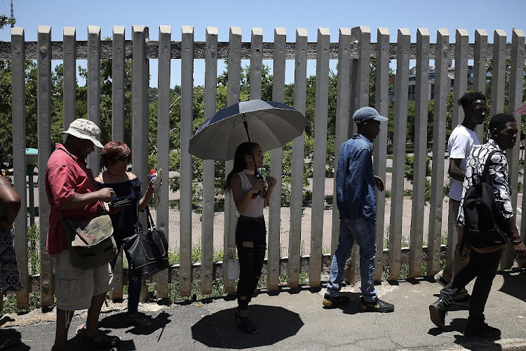 Hundreds of people are queuing in the blazing sun outside the University of Johannesburg to enquire if they have been accepted to study or if they can change their courses.