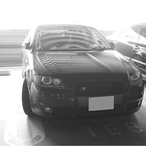 A3 スポーツバック 8PBYT