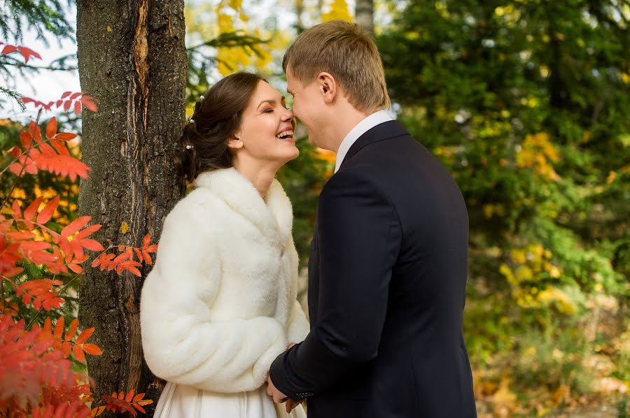 Fotógrafo de casamento Sergey Kalmykov (sota). Foto de 2 de dezembro 2015