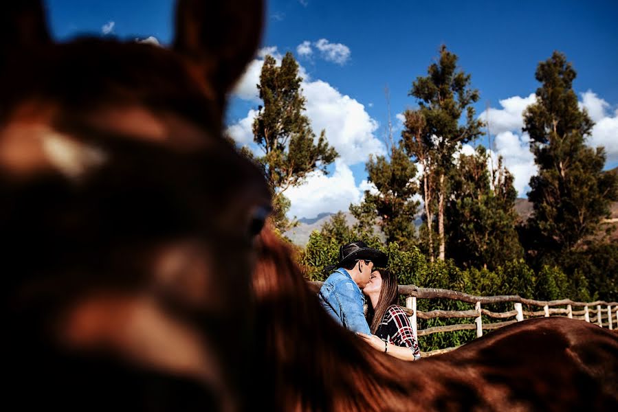 Wedding photographer Moisés Nino (moisesnino). Photo of 7 December 2019