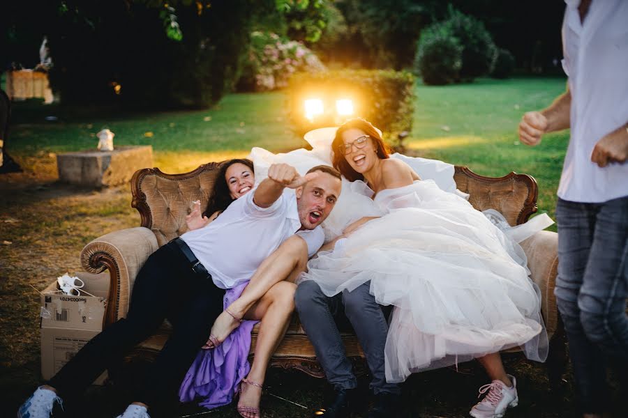 Fotógrafo de bodas Vitalik Gandrabur (ferrerov). Foto del 4 de diciembre 2021