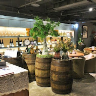 WINE-derful 葡萄酒餐廳