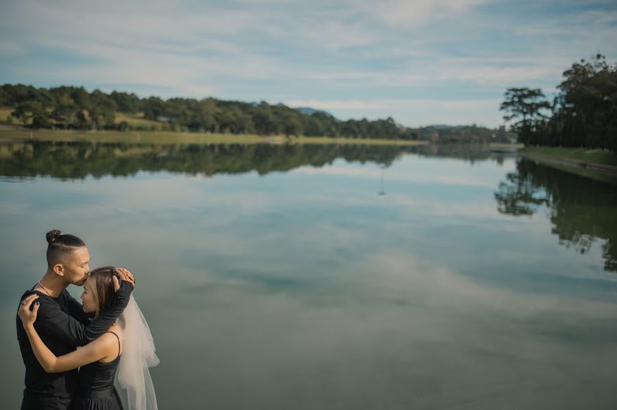 Fotografo di matrimoni Nguyễn Tấn Thịnh (nguyentanthinh17). Foto del 4 settembre 2020