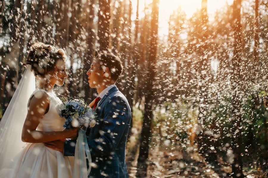 Photographe de mariage Aleksandr Sharov (sanyasharov). Photo du 25 janvier 2019