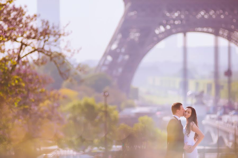 Wedding photographer Kseniya Ushakova (ushakovaksenia). Photo of 12 May 2014