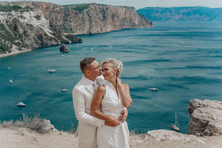 Fotógrafo de casamento Irina Bakach (irinabakach). Foto de 14 de setembro 2021