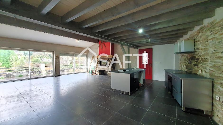 Vente maison 5 pièces 149 m² à Carcassonne (11000), 160 000 €