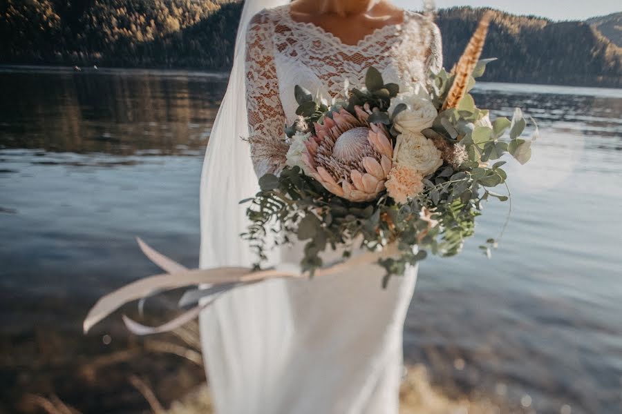 Fotógrafo de bodas Evgeniy Konstantinopolskiy (photobiser). Foto del 18 de noviembre 2019