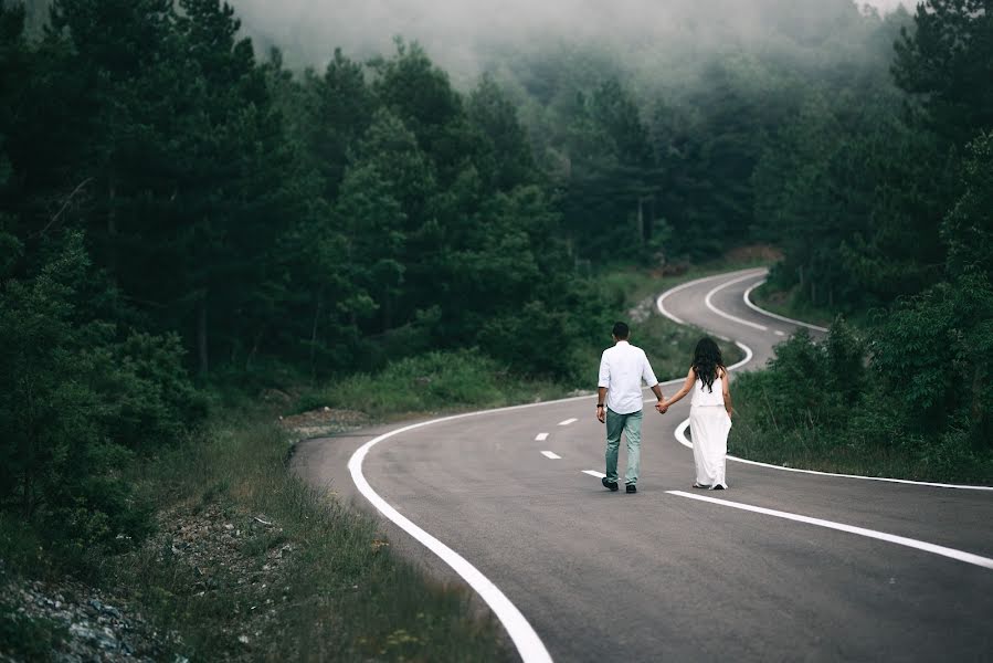 Fotografo di matrimoni Haluk Çakır (halukckr). Foto del 18 gennaio 2018