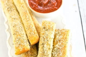 Copycat Pizza Hut Breadsticks