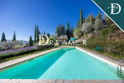 Villa avec piscine et jardin 3