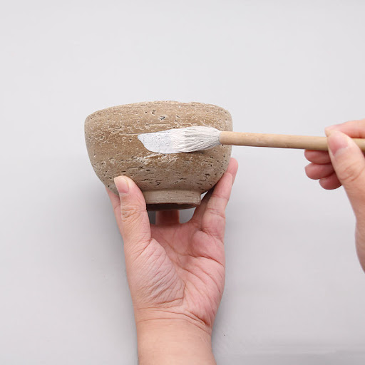 Title 7, Ceramic Makeup Soil White Glaze. Achieve a flaw...