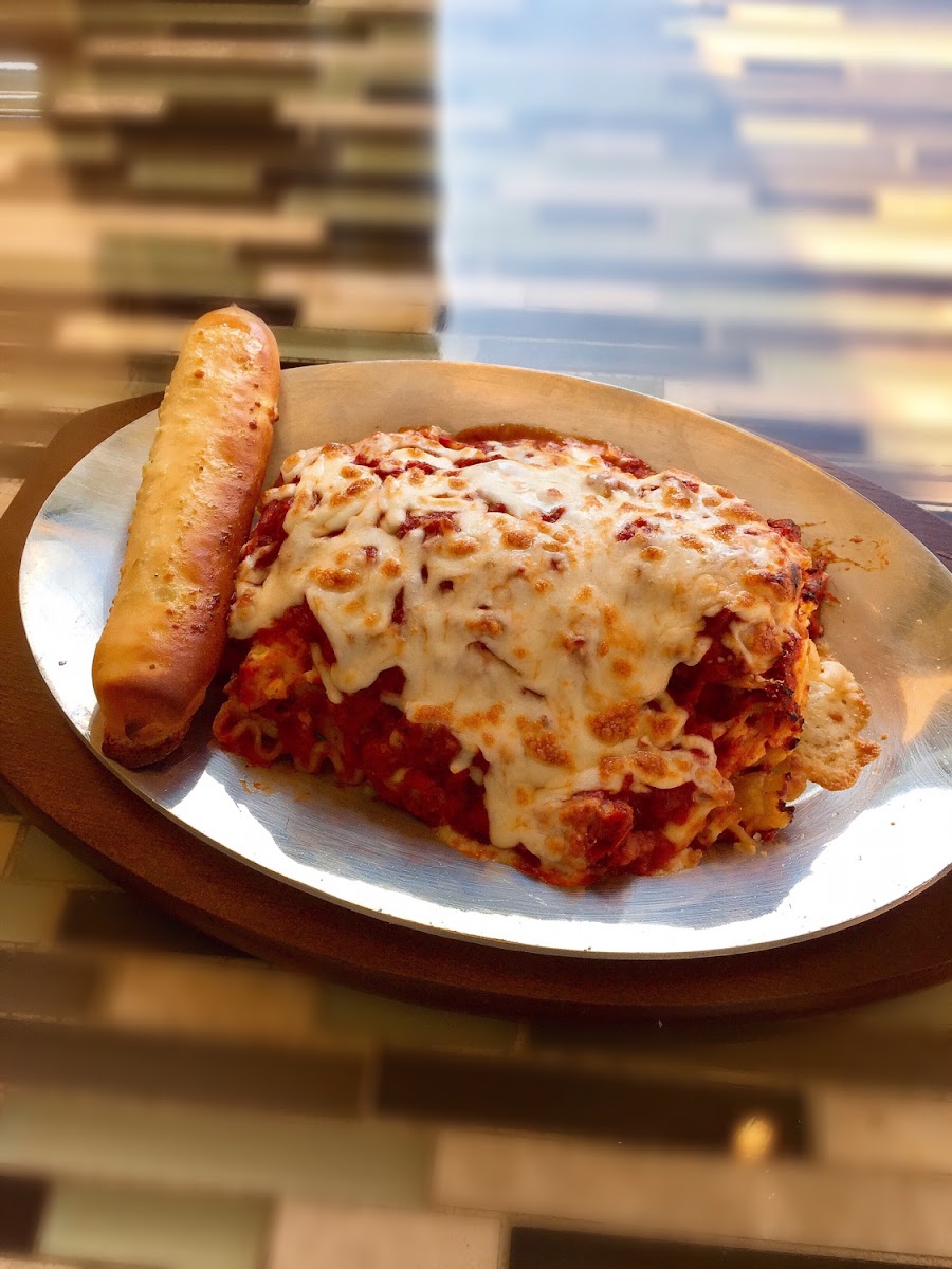 Lasagna & garlic bread stick 11/10 rating