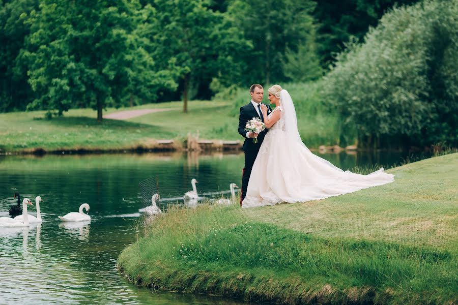 Fotografo di matrimoni Mikhail Dubin (mdubin). Foto del 17 ottobre 2019